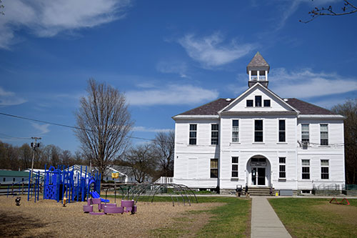 wells-village-school-image